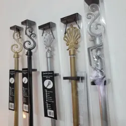 Cortineros metálicos expandibles hasta 3 metros