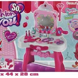 Juguete para niña '' Comoda''