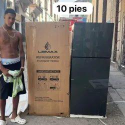 Refrigerador LEMAX de 10 pies