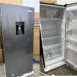 Refrigerador ROYAL con dispensador y una sola puerta