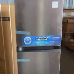 Refrigerador RUDENKOV 9 pies