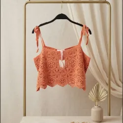 Blusa a crochet naranja