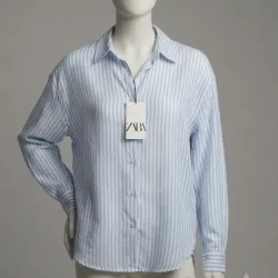 Camisa azul de rayas