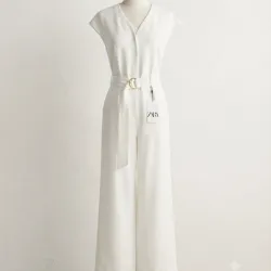 Conjunto enterizo blanco con cinto