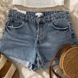 Short de mezclilla
