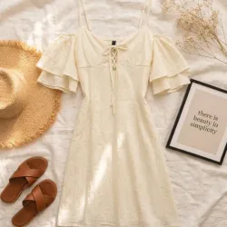 Vestido corto blanco hueso