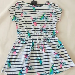 Vestido de guacamayos