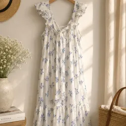 Vestido largo blanco de flores azules