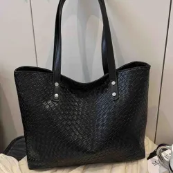 Bolso de hombro grande con estampado