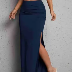 Falda fruncido lateral de muslo con abertura