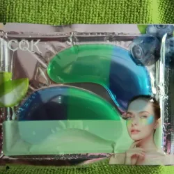 Parches para ojeras con extracto de aloe vera y mora azul 🫐