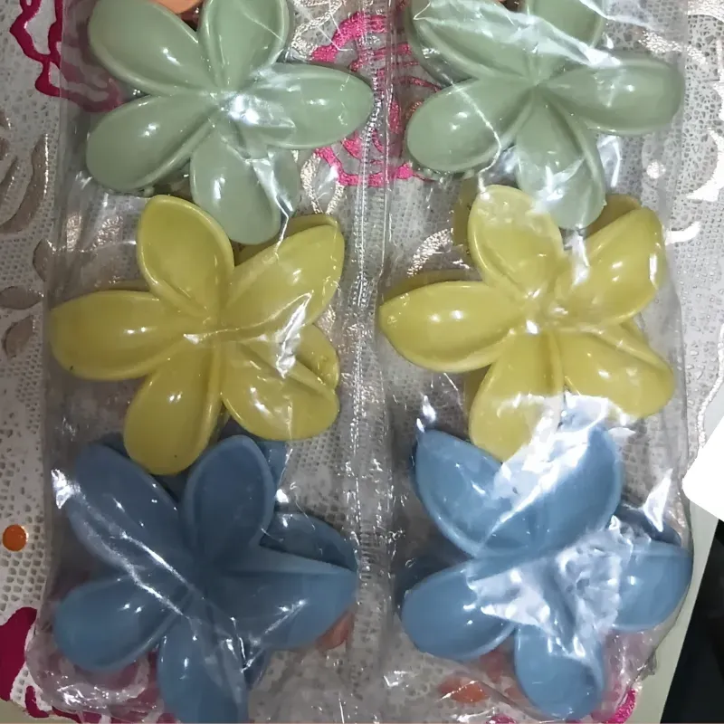 PELLIZCO FLOR HAWAIANA 8cm MOD. 2