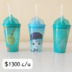 Vasos con tapa y absorbentes