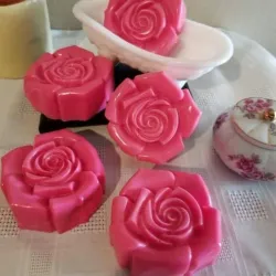 Jabón nutritivo de rosa