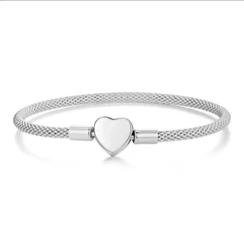 Pulsera semirrígida tejida de cierre corazón 