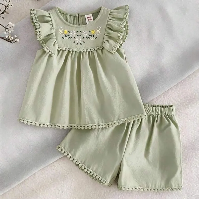 Conjunto de niña