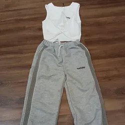 Conjunto deportivo de niña