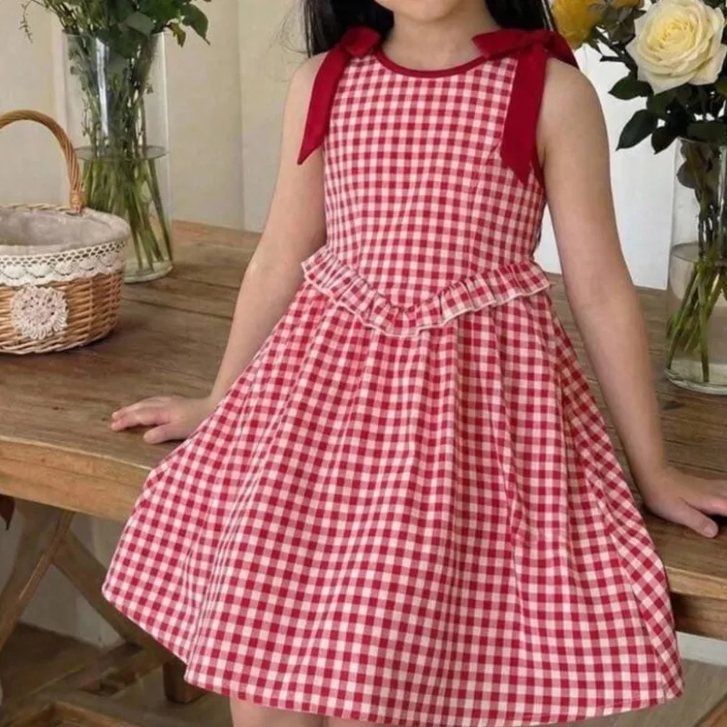 Vestido rojo de niña