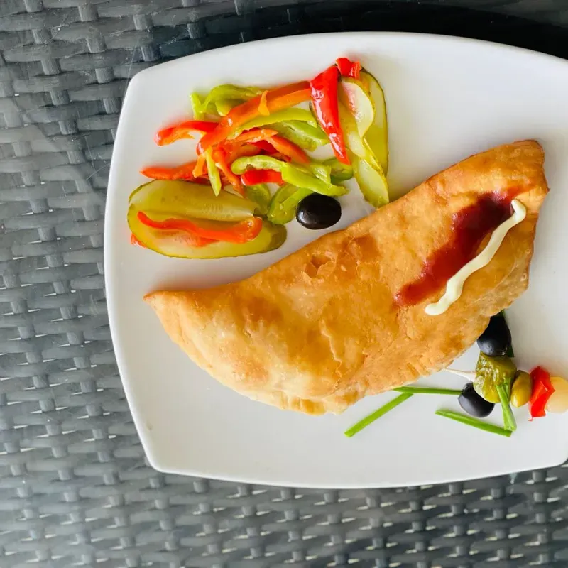 Empanadilla rellena con vegetales