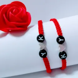 Pulsos tejidos personalizados con corazón metálico plateado  