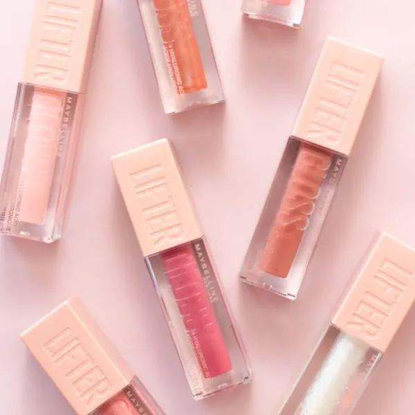 ¡Bienvenida a Nuestra Tienda Online! 🛒
Aquí encontrarás una gran variedad de maquillaje 💄 y productos para tu rutina de skincare 🧴.

¿Por qué elegirnos?
100% Originales: Todos nuestros productos cuentan con sus códigos de barra y son importados directamente de los Estados Unidos. 🧴🫧
Opciones de Pago: Aceptamos pagos en moneda nacional (efectivo y transferencia), así como en dólares y euros. 😉
Envíos a Toda La Habana: Ofrecemos servicios de mensajería para que recibas tus productos cómodamente en tu hogar. 🛍