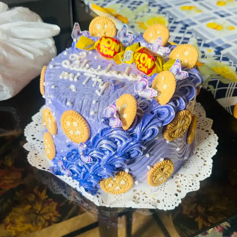 Kake de dos pisos con confituras 