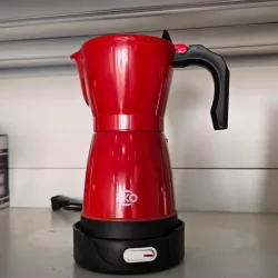 Cafetera eléctrica 6 tazas