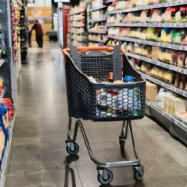 
Este grupo se crea con la idea de que sus familiares y amigos puedan adquirir productos de todo tipo desde la comodidad de su casa . Pueden comprar combos ya elaborados o combos creados a su elección con los productos que deseen.  Siempre se les atenderá con la mayor rapidez posible . Gracias  ☺️.  Ayuden a difundir