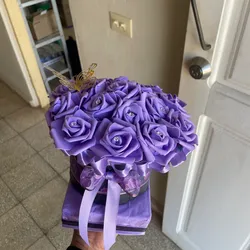 Búcaro de rosas 