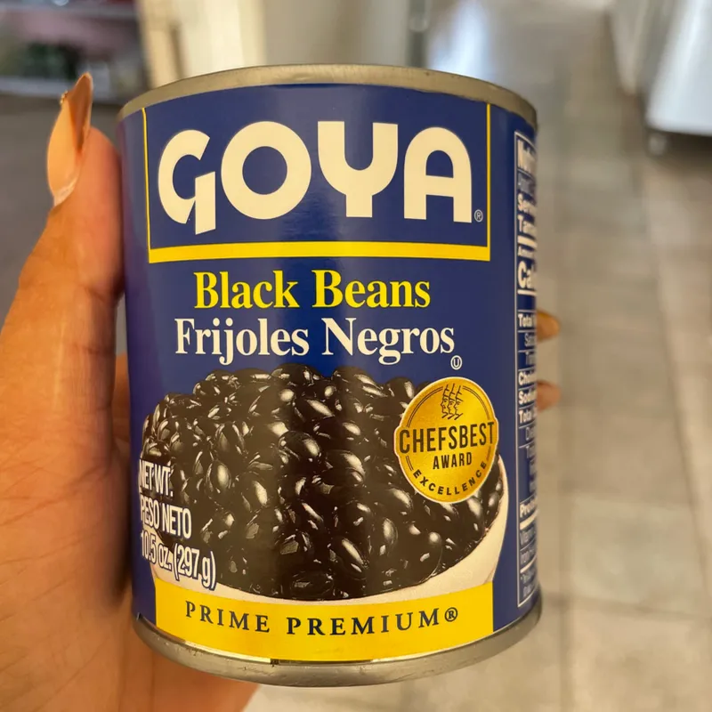 Latas de frijol 