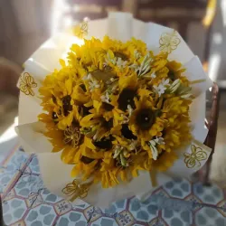 Bouquet de flores amarillas 