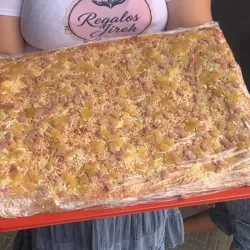 Pizza Hawaiana