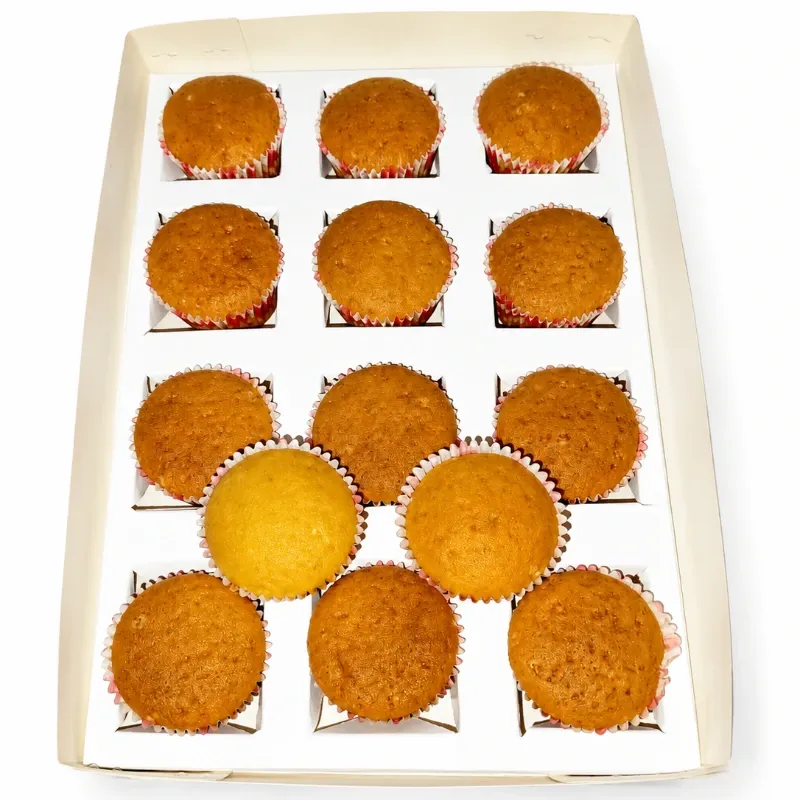 14 Cupcakes