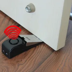 Alarma para Puerta en Forma de Cuña