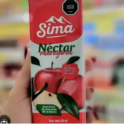Caja de jugos de manzana
