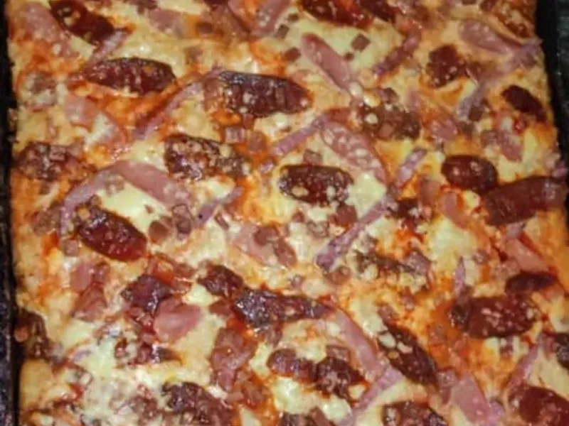 Pizzas, Dulces & Helados. Por encargo