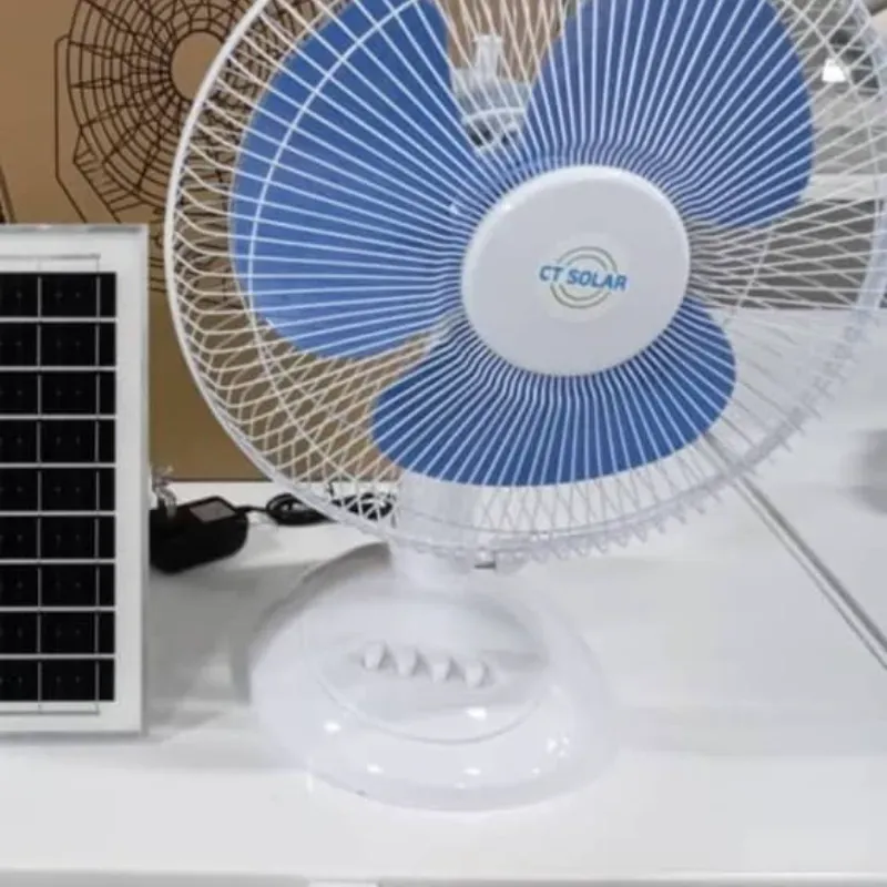 Ventilador recargable de mesa