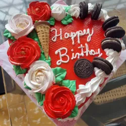 Kake plus en forma de corazon decorado c/ confituras 