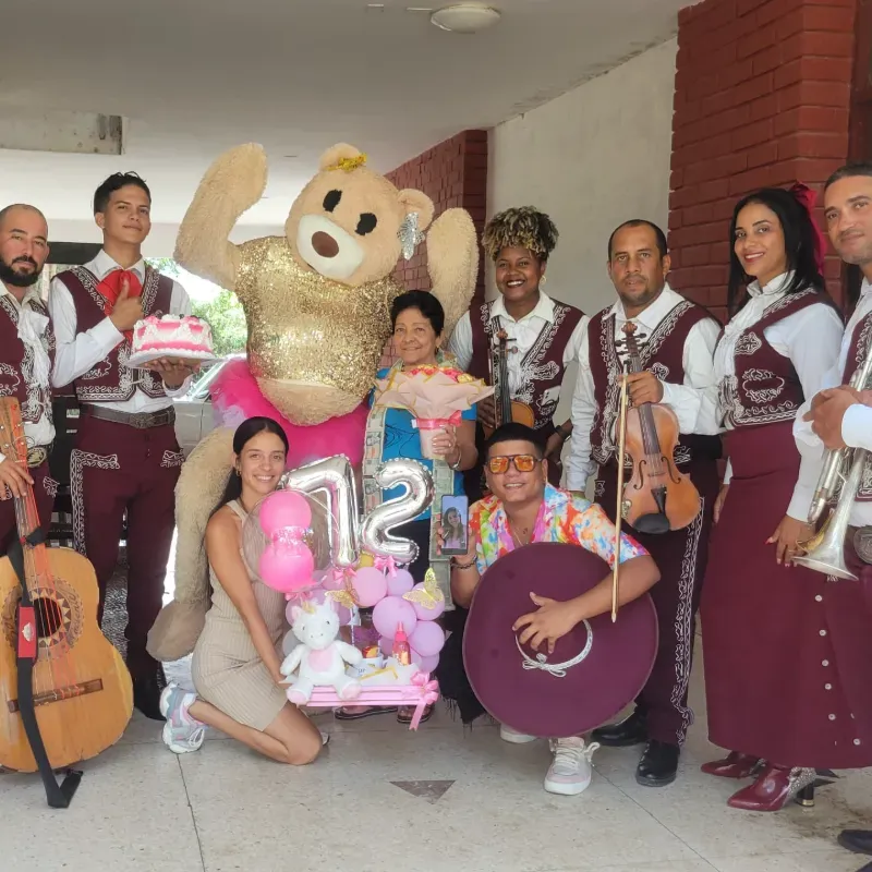 Grupo de mariachis 