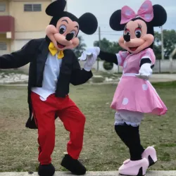 Mickey Mouse y Minnie