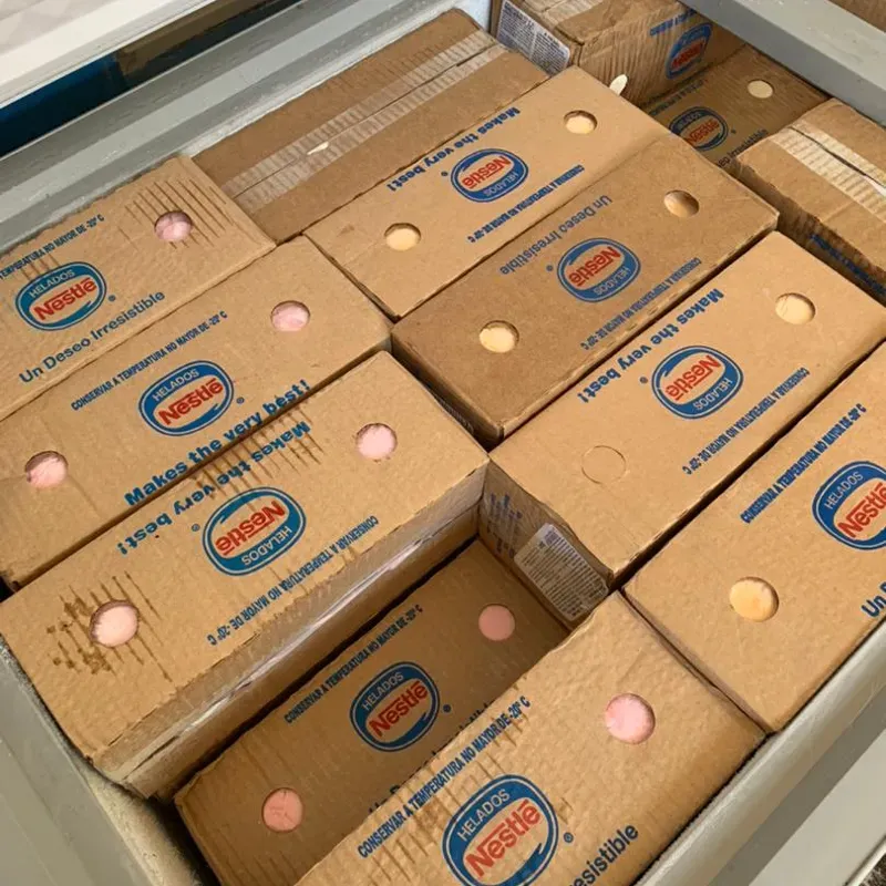 Cajas de helado Nestlé 4.5 lt 