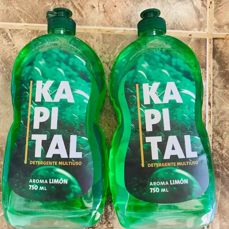 Detergente líquido 