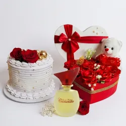 Pastel personalizado +1 Perfume Camerata + 1 Corazón personalizado con rosas  eternas y bombones  y 1 Peluche ( puede variar modelo )