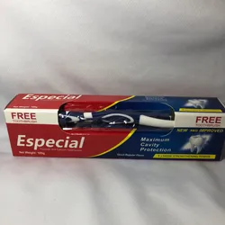 Pasta de dientes con cepillo