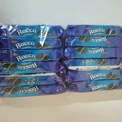 Estuche de 12 paqueticos de galletas Rocco
