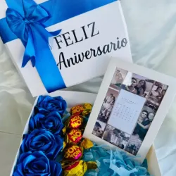 Caja con cuadros y bombones