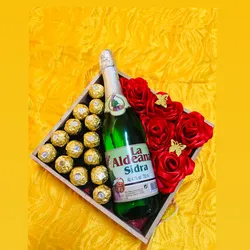 Caja con rosas eternas 🌹
