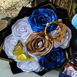 Ramo de 7 rosas eternas