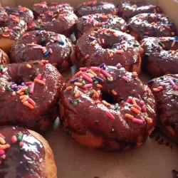 Donas Cubiertas de Chocolate 