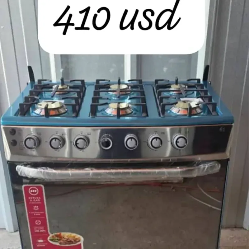 Cocina con horno 6 hornillas 